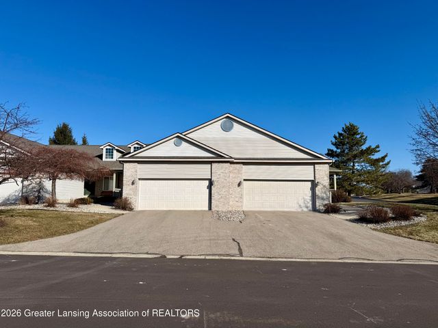 7234 Farm Hill Drive 36, Lansing, MI 48917