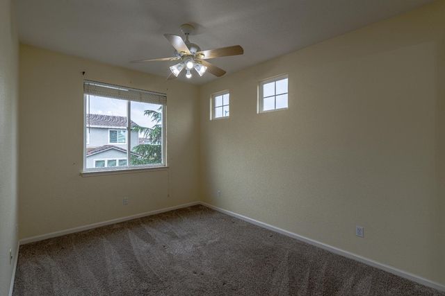 721 Aberdeen Ln, Lincoln, CA 95648