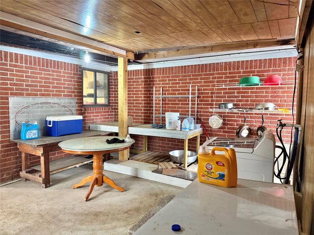 8911 Lazy River Lane, Houston, TX 77088