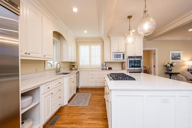 15 Somersett Drive, Roland, AR 72135