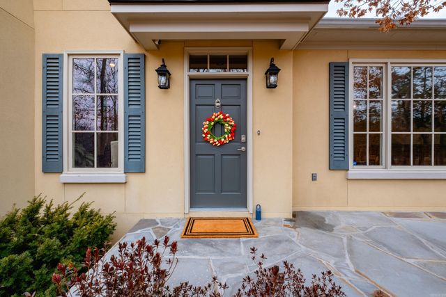 15 Somersett Drive, Roland, AR 72135