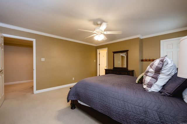 15 Somersett Drive, Roland, AR 72135