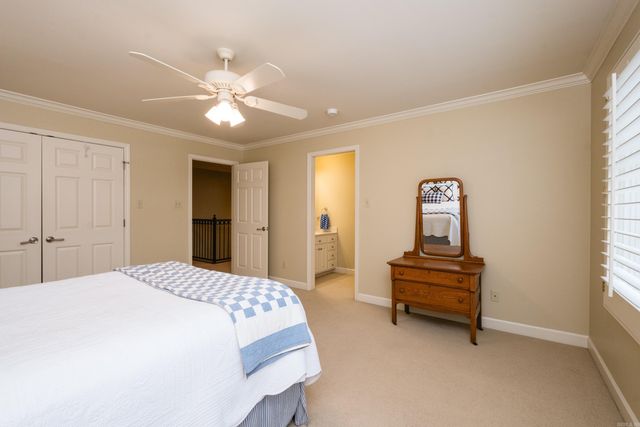 15 Somersett Drive, Roland, AR 72135