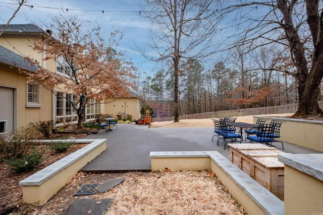 15 Somersett Drive, Roland, AR 72135