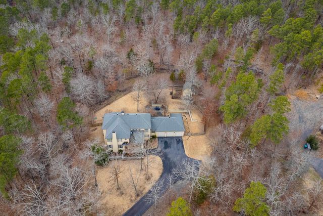 15 Somersett Drive, Roland, AR 72135