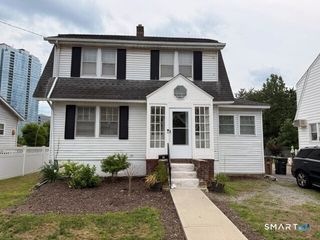 46 Vernon Place, Stamford, CT 06902