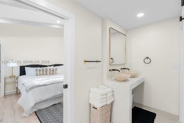 516 NE 6th Ave, Deerfield Beach, FL 33441