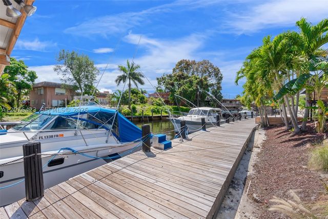 516 NE 6th Ave, Deerfield Beach, FL 33441