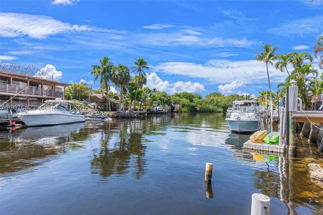 516 NE 6th Ave, Deerfield Beach, FL 33441