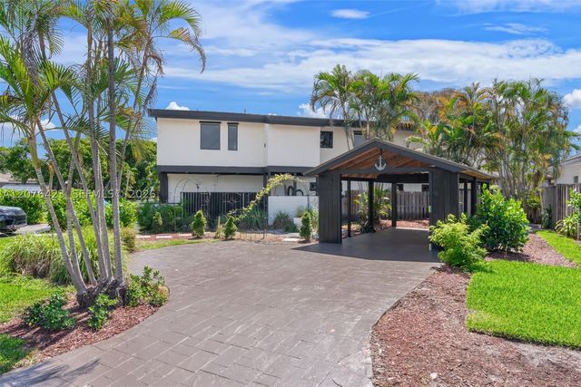 516 NE 6th Ave, Deerfield Beach, FL 33441