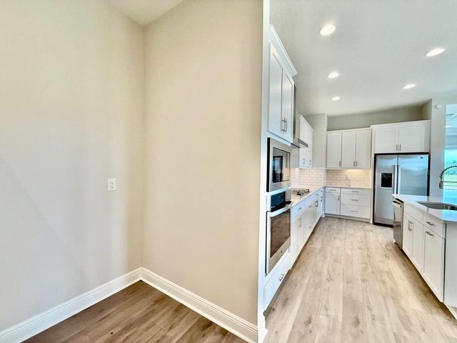 35617 STABLETON LANE, Zephyrhills, FL 33541