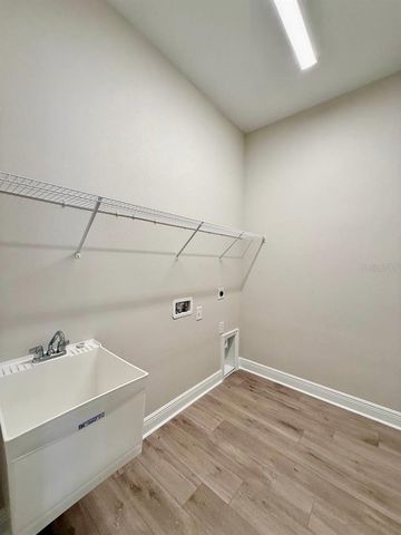 35617 STABLETON LANE, Zephyrhills, FL 33541