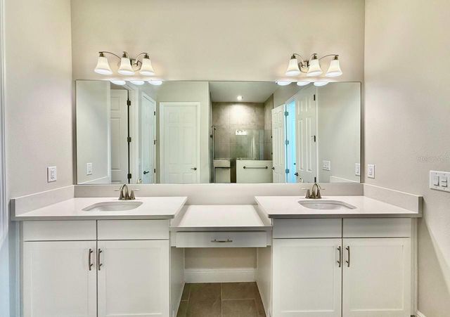 35617 STABLETON LANE, Zephyrhills, FL 33541