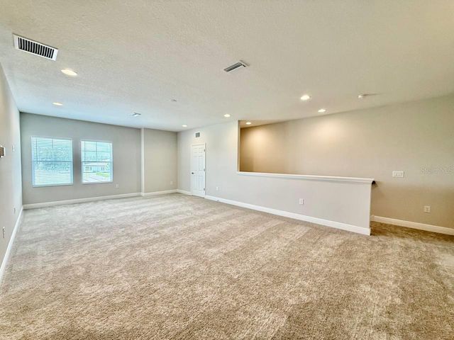 35617 STABLETON LANE, Zephyrhills, FL 33541