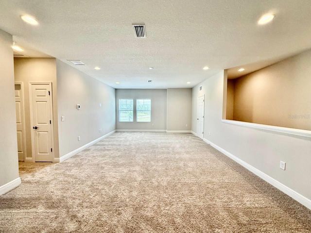 35617 STABLETON LANE, Zephyrhills, FL 33541