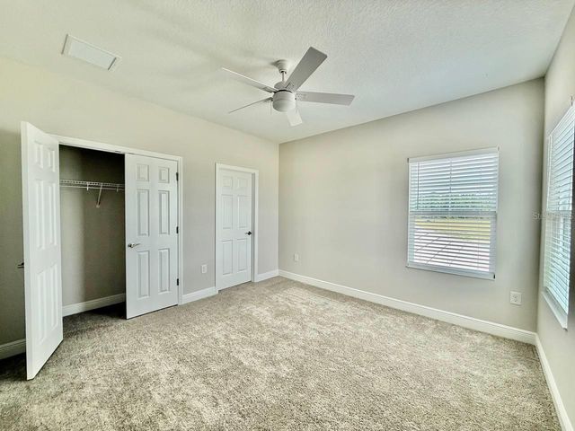 35617 STABLETON LANE, Zephyrhills, FL 33541
