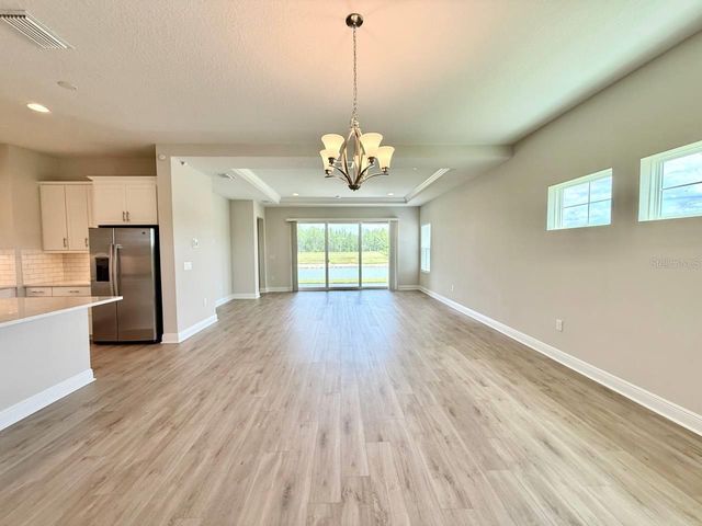 35617 STABLETON LANE, Zephyrhills, FL 33541