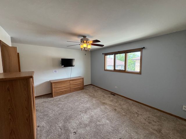 7336 W 153rd Street 7336, Orland Park, IL 60462