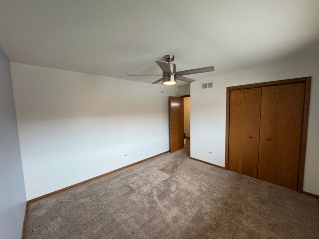 7336 W 153rd Street 7336, Orland Park, IL 60462