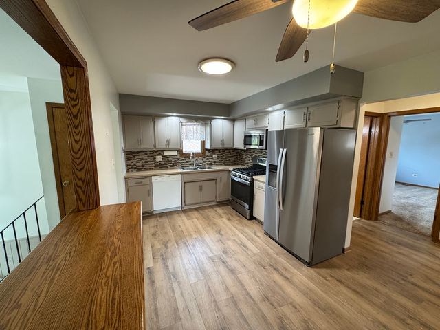 7336 W 153rd Street 7336, Orland Park, IL 60462