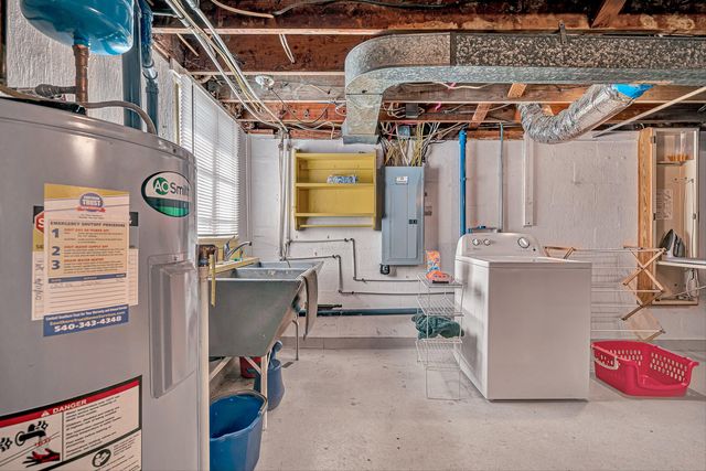 2718 Wilshire AVE, Roanoke, VA 24015