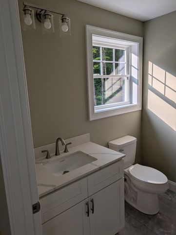 593 Prospect Street, Franklin, NH 03235