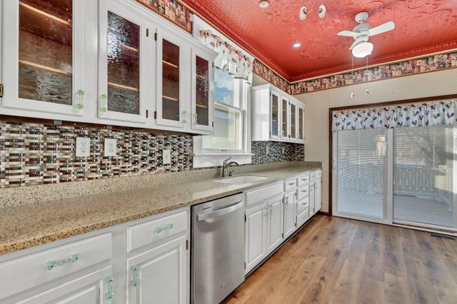 303 N Rutan St, Wichita, KS 67208