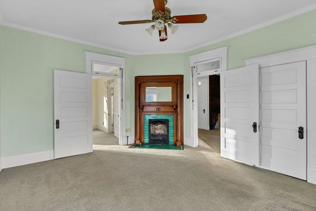 303 N Rutan St, Wichita, KS 67208