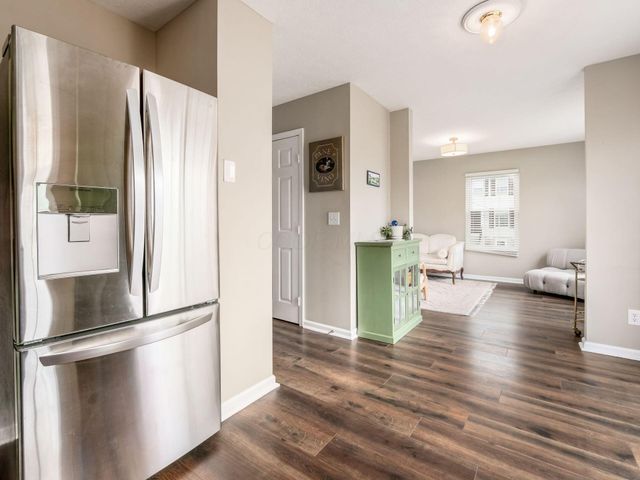 5834 Aristides Way, 10, New Albany, OH 43054