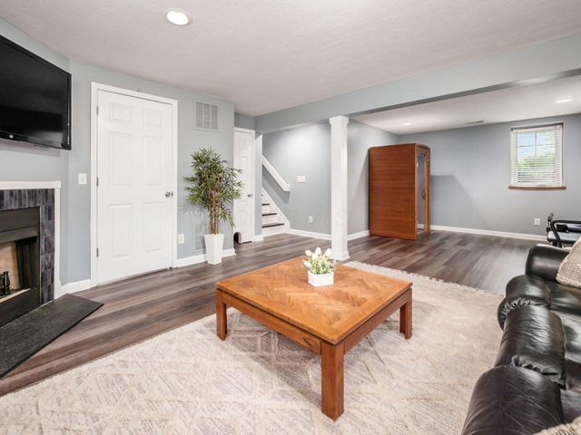 5834 Aristides Way, 10, New Albany, OH 43054