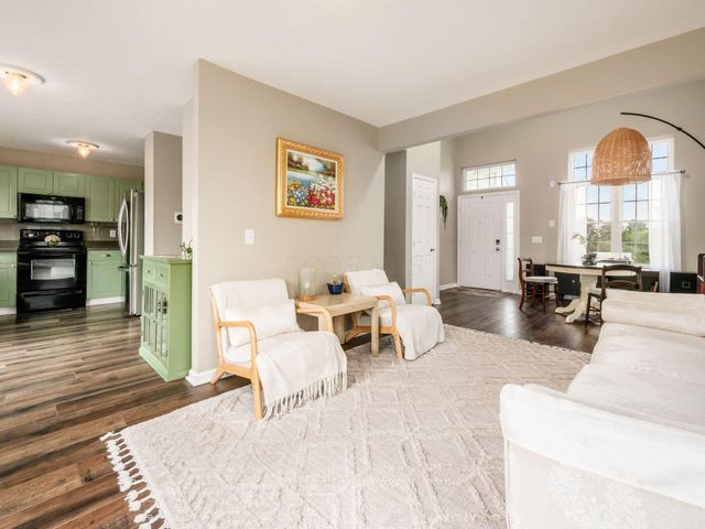 5834 Aristides Way, 10, New Albany, OH 43054