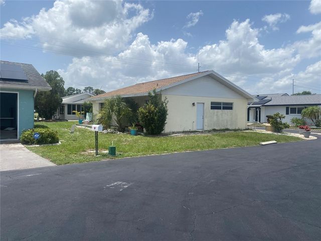 703 HUXLEY PLACE, Sun City Center, FL 33573
