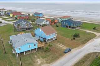 4406 Pabst Road, Galveston, TX 77554