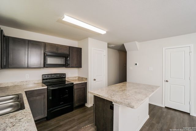 9334 Somers Bend, San Antonio, TX 78211