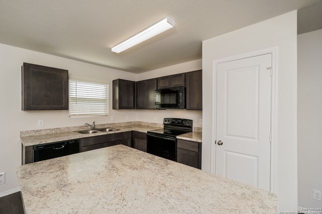 9334 Somers Bend, San Antonio, TX 78211