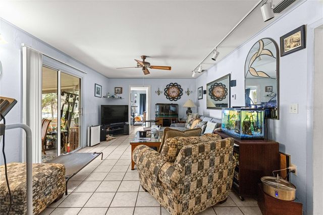 4244 NORTH ROAD, Fruitland Park, FL 34731