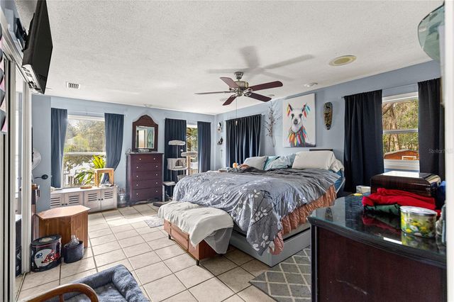 4244 NORTH ROAD, Fruitland Park, FL 34731