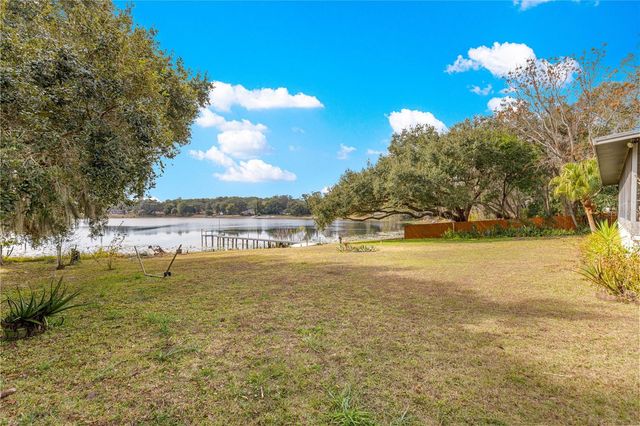 4244 NORTH ROAD, Fruitland Park, FL 34731