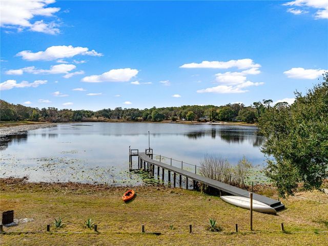 4244 NORTH ROAD, Fruitland Park, FL 34731