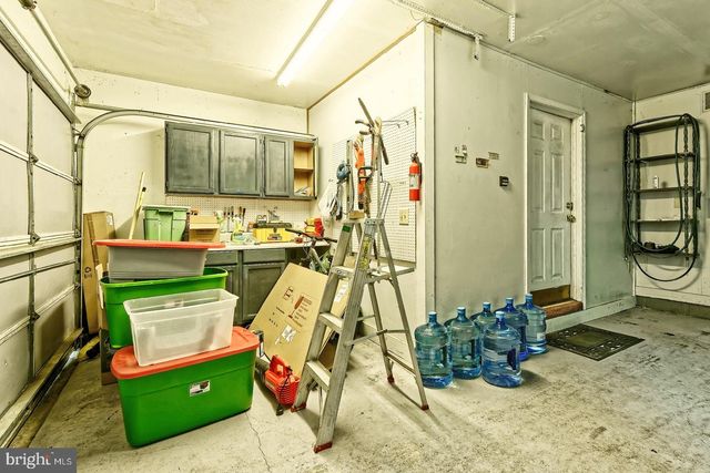 823 FORDHAM PL, Glassboro, NJ 08028