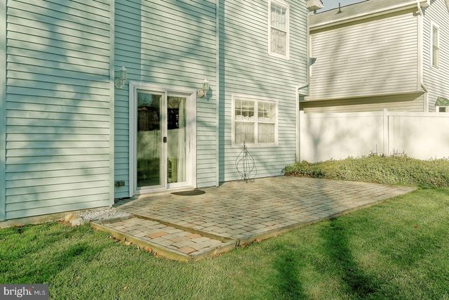 823 FORDHAM PL, Glassboro, NJ 08028