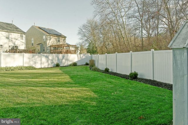 823 FORDHAM PL, Glassboro, NJ 08028