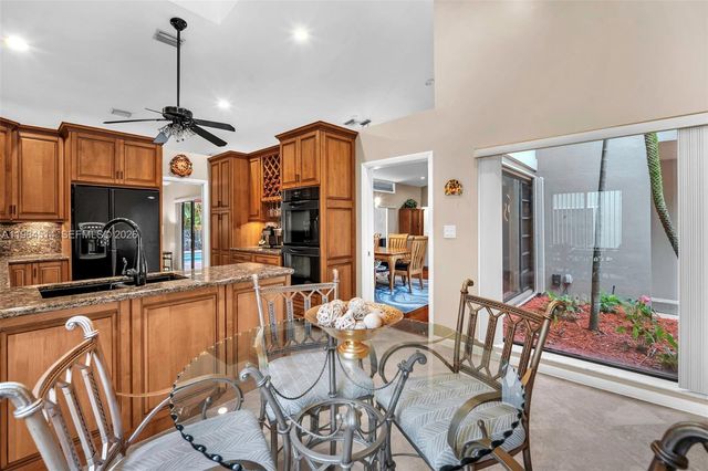 7371 NW 83rd Way, Tamarac, FL 33321