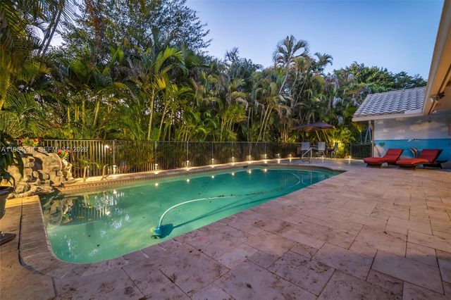 7371 NW 83rd Way, Tamarac, FL 33321