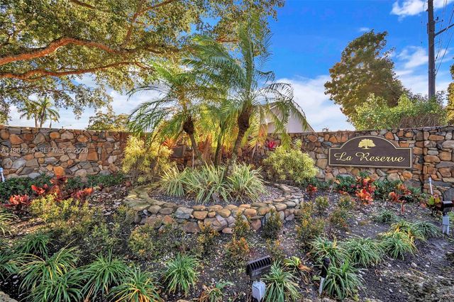 7371 NW 83rd Way, Tamarac, FL 33321