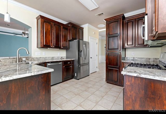 79 Granite Way, Wetumpka, AL 36093