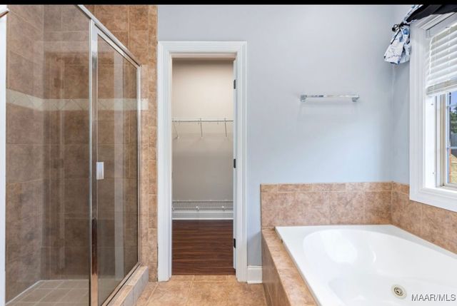 79 Granite Way, Wetumpka, AL 36093