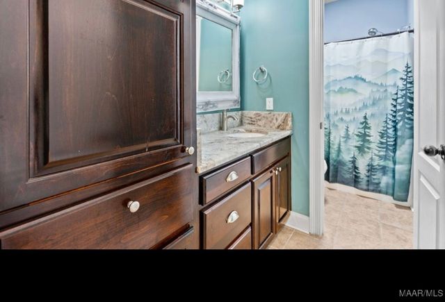 79 Granite Way, Wetumpka, AL 36093