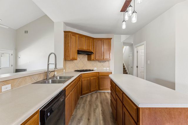 18601 White Water CV, Pflugerville, TX 78660