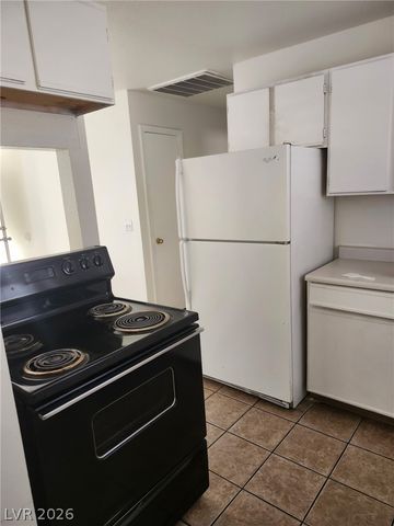 1670 North Lamont Street, Las Vegas, NV 89115